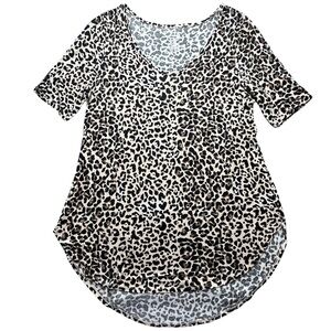 24/7 Maurice’s Medium Leopard Print Scoop Neck Tunic Top - Beige/Black